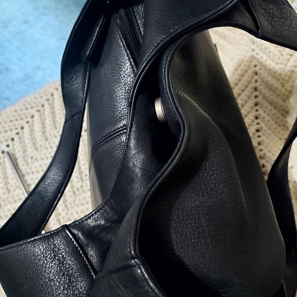 CESTI BLACK LEATHER SHOULDER BAG - Picture 3 of 9